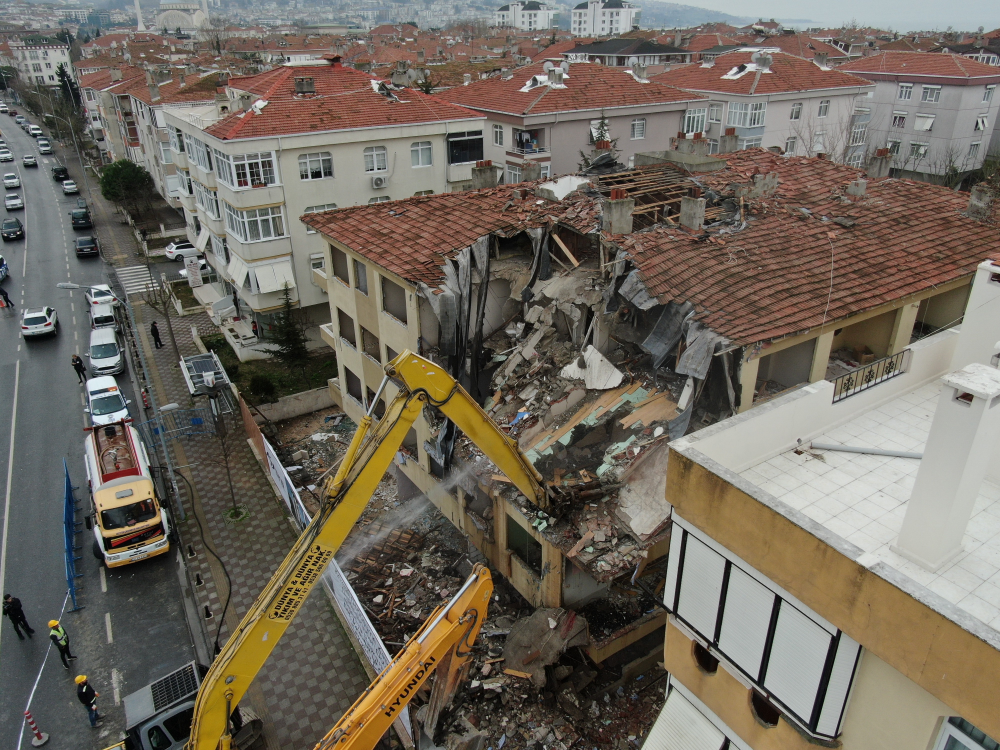 İstanbul'un Dönüşümü İçin Düğmeye Basıldı: İlk Etapta 70 Bin Konut Dönüşecek!